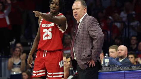 Wisconsin badgers mens basketball - Wisconsin Badgers. Main Navigation Menu. ... 2023-24 Men's Basketball Roster. ... (Nov. 27, Dec. 11, Jan. 23, Mar. 11), the first Badger to earn the honor multiple times since Brad Davison in 2017-18 ... Joins Nigel Hayes as the only Badger to win the award four times... Scored a career-high 18 points in 18 minutes off the bench against Robert ...